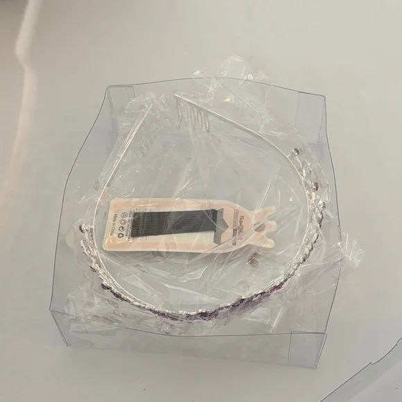 Elegant Purple Tiara Hair Accessory - Picture 9 of 9